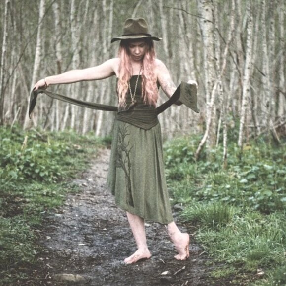 NWOT 100% Elfcore Organic Cotton Mossy Green Asymmetrical Tree Skirt - Picture 1 of 16